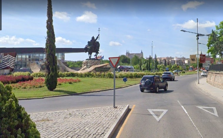 Luz verde a la mejora del alumbrado en la avenida de Madrid y en la rotonda de la calle París