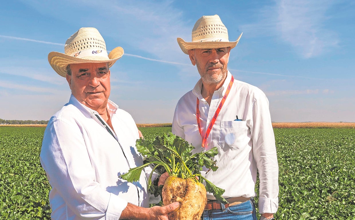 La Consejería anima a agricultores y ganaderos «a seguir protestando»