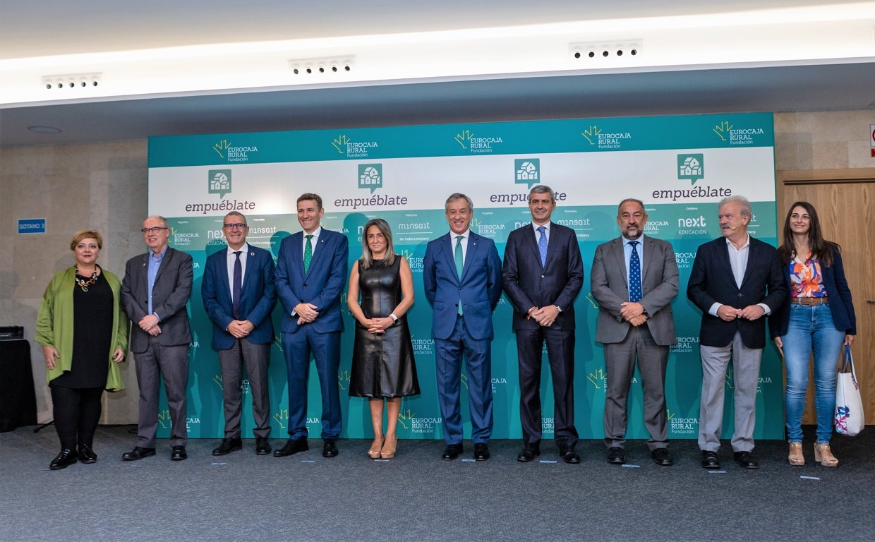 Varios de los participantes en la jornada sobre la despoblación