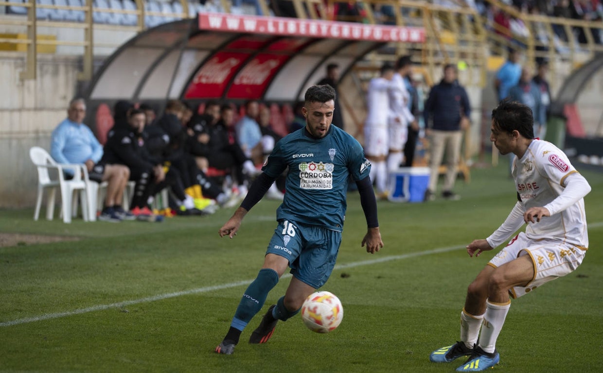 Carlos Puga, en una llegada del Córdoba en la segunda mitad