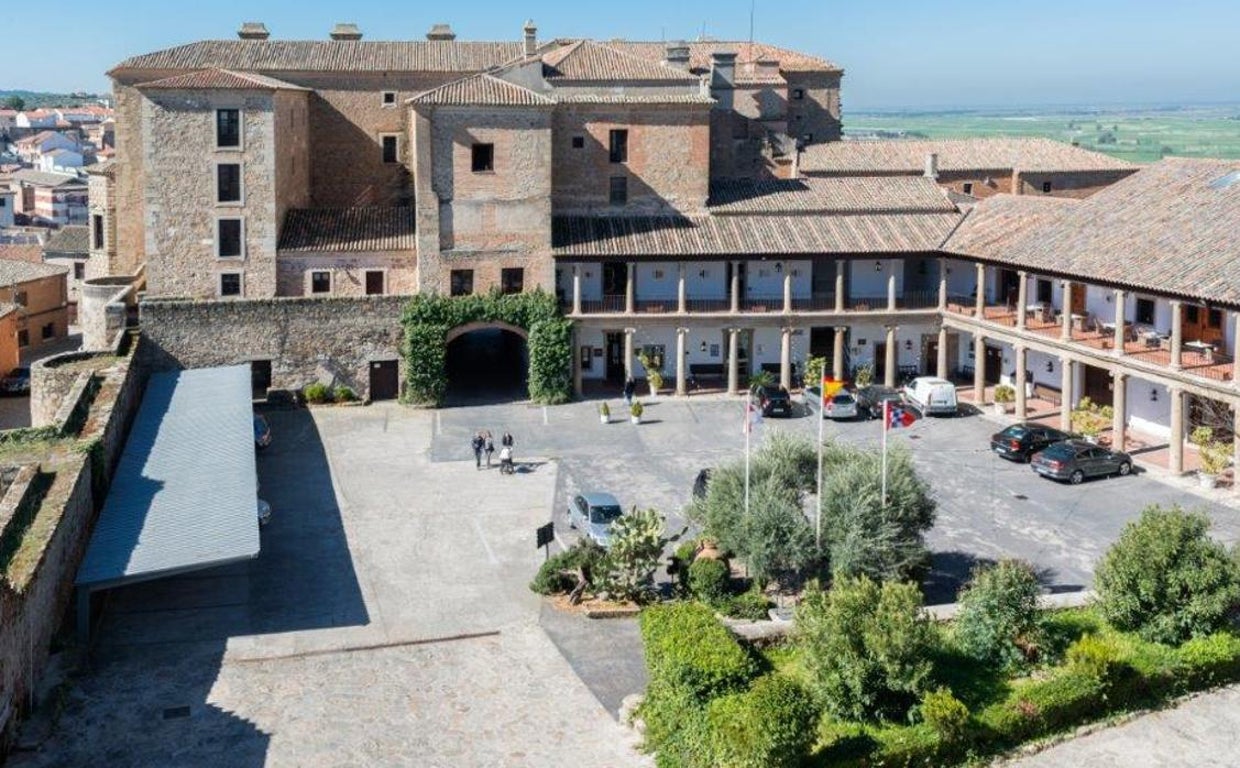 El Gobierno invierte 8,2 millones en el patrimonio histórico de cuatro Paradores de la región