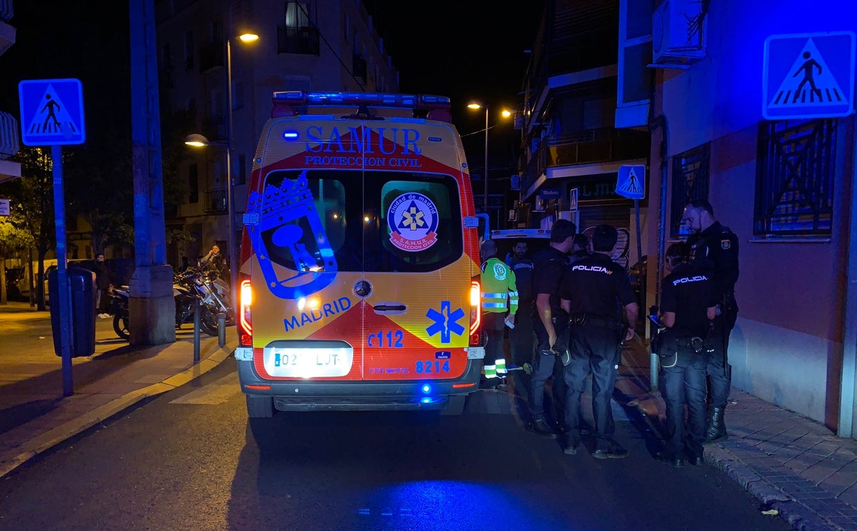 Los servicios de emergencias, en el lugar de la reyerta