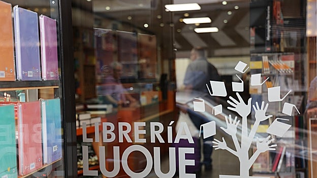 El acto es en la librería Luque