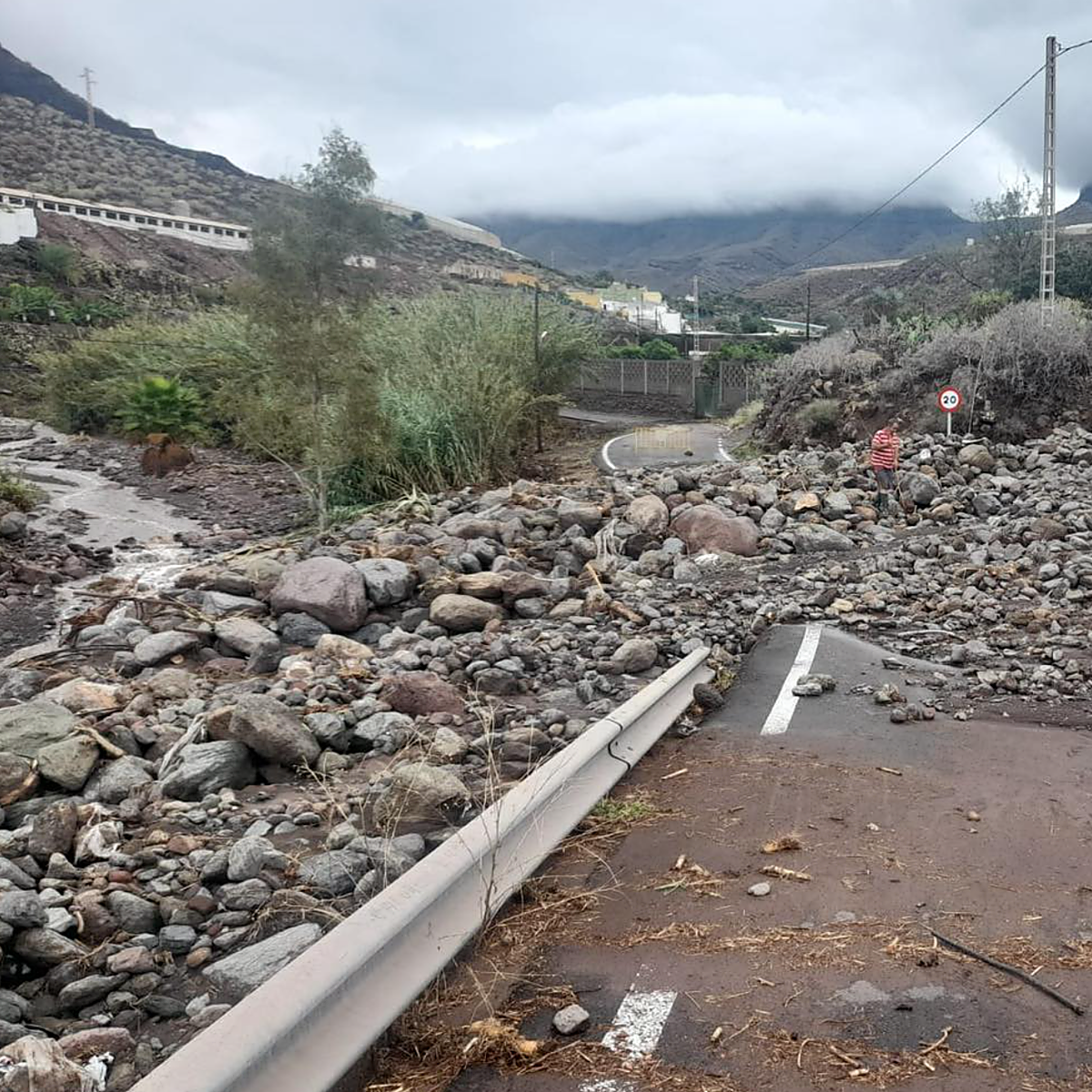 La Aldea (Gran Canaria), anegada tras el paso de 'Hermine'