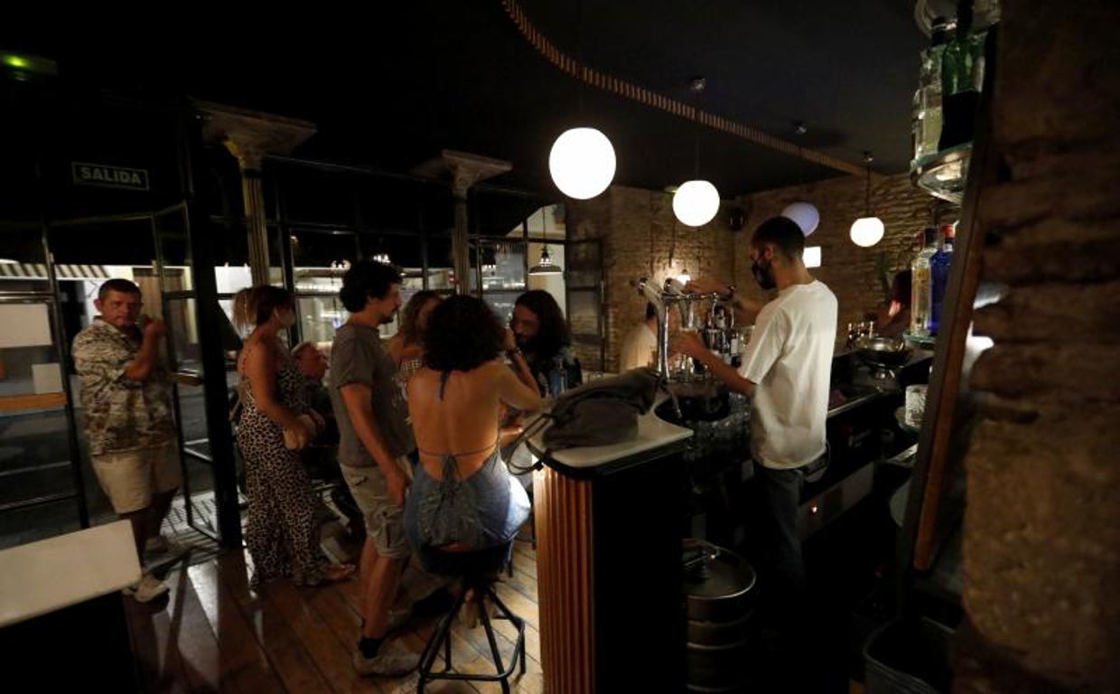 Le piden 10 años de cárcel por abusar de una amiga ebria en una cena de empresa en Córdoba