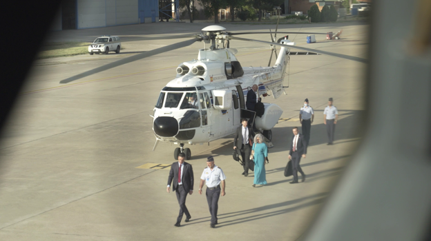 Pedro Sánchez tras bajar del helicóptero oficial
