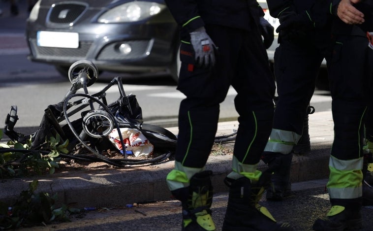 Un conductor ebrio provoca un  accidente en Valencia con un bebé y tres adultos graves