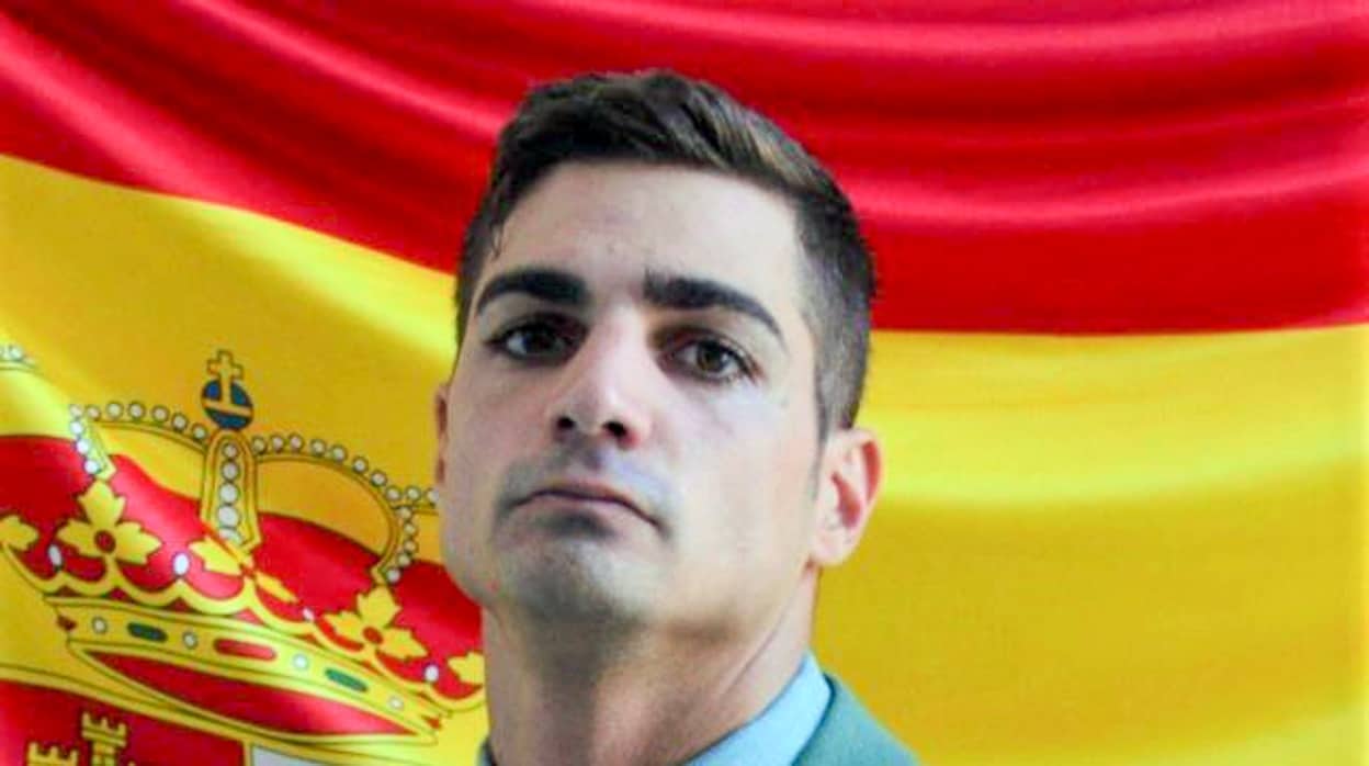 Muere un sargento de la Legión en un accidente con un vehículo militar en una localidad de Almería