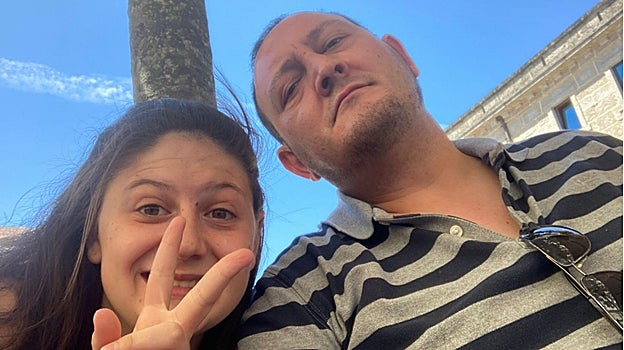 Isabel junto a su padre Rafael