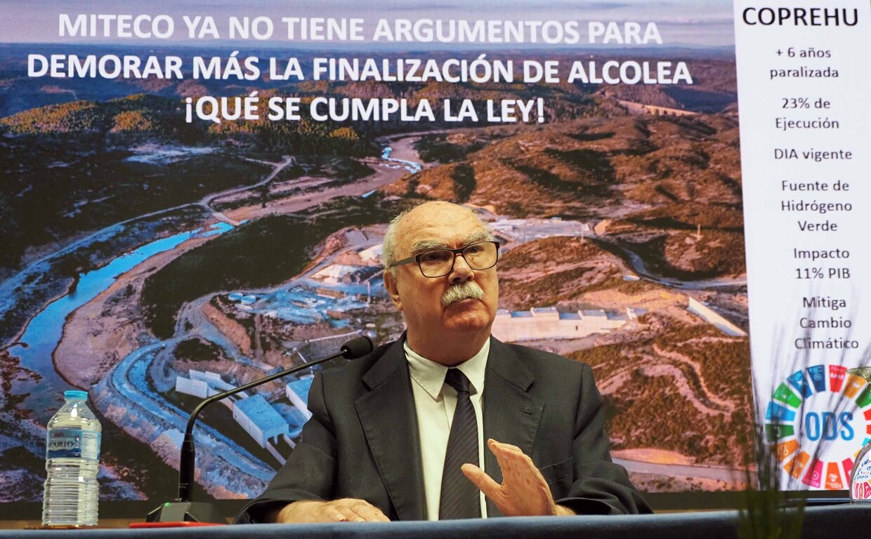 Juan Antonio Millán, presidente de Coprehu, durante la rueda de prensa de este jueves