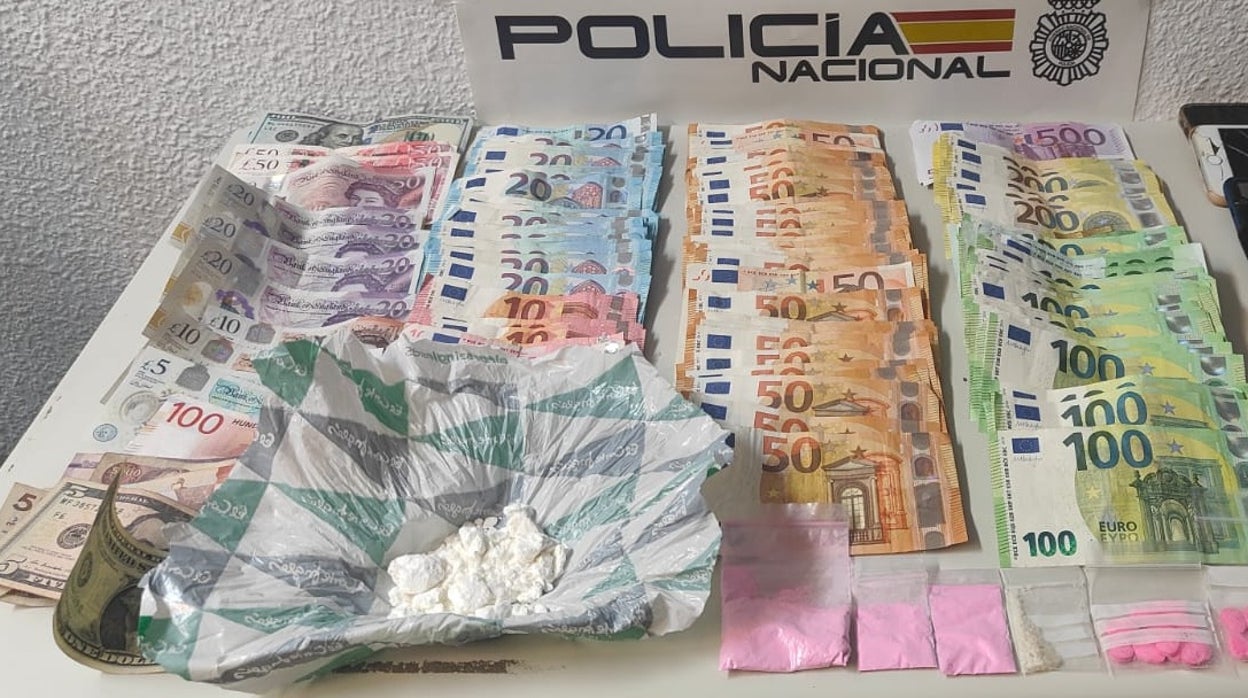 Intentan sobornar en Marbella a la Policía con 10.000 euros cuando los pillan en el parking de una discoteca cargados de droga