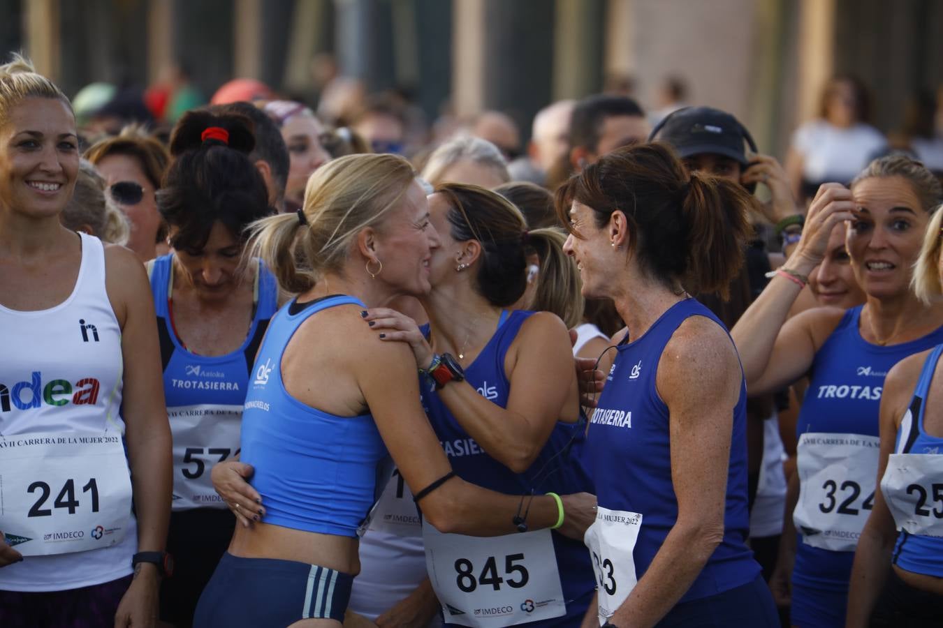 Las mejores imágenes de la XVII Carrera de la Mujer de Córdoba