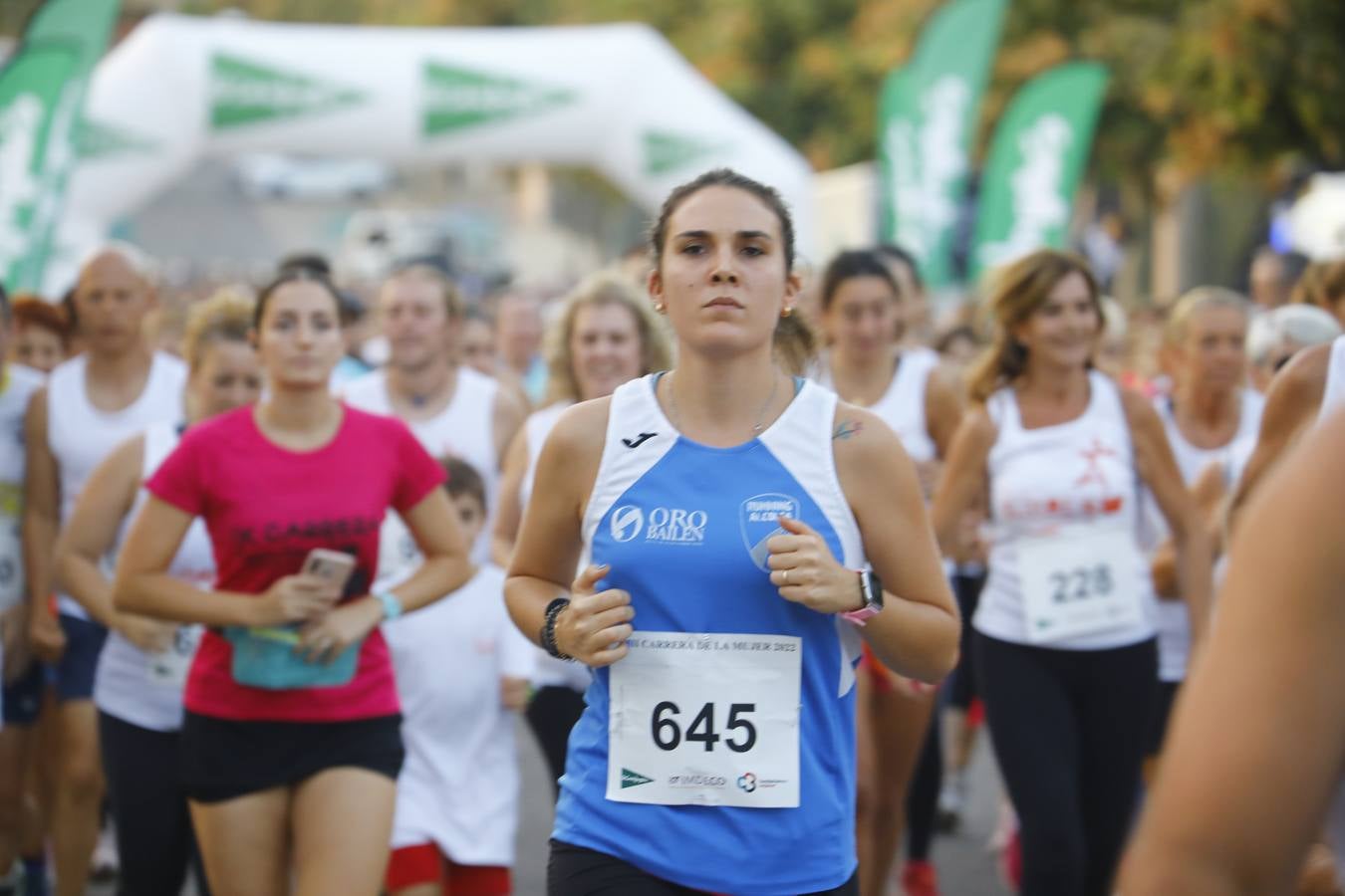 Las mejores imágenes de la XVII Carrera de la Mujer de Córdoba