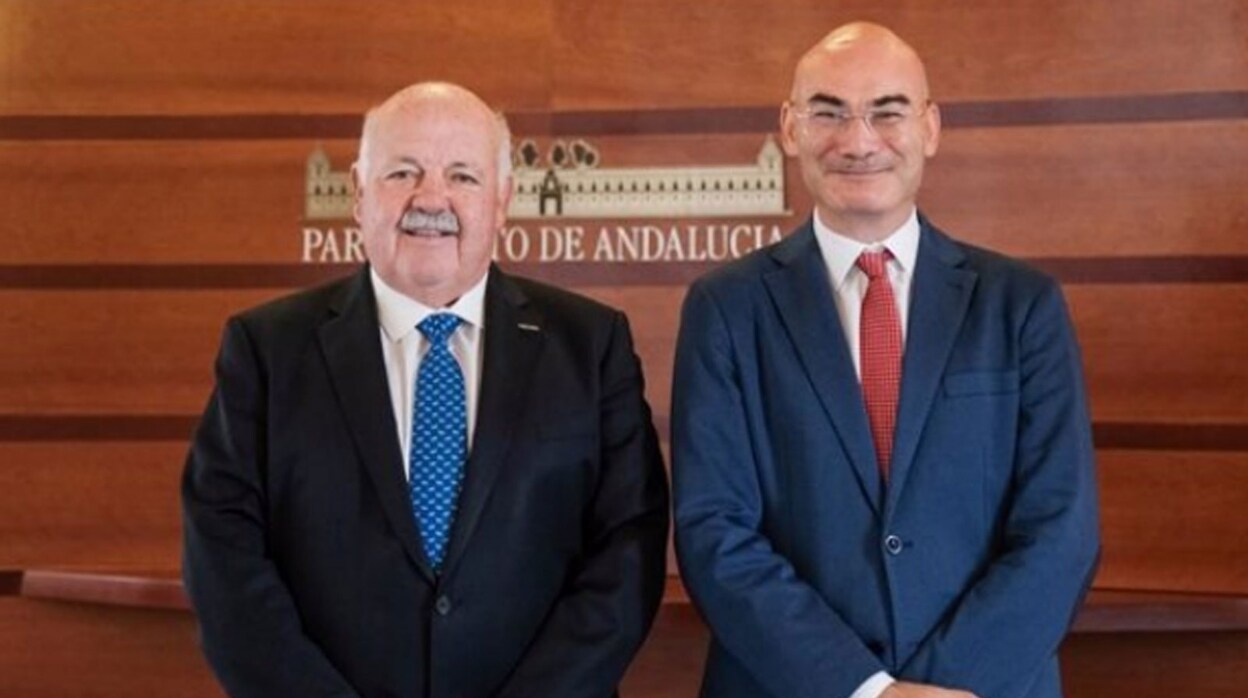 El Parlamento de Andalucía nombra a Manuel Carrasco nuevo letrado mayor