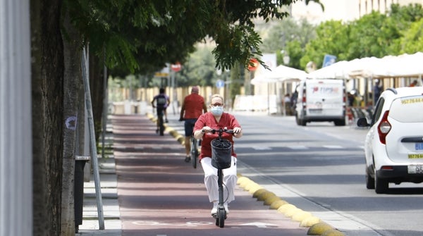 Tres mil usuarios de patinete en Córdoba, ante la obligación de usar casco y de tener seguro en 2023