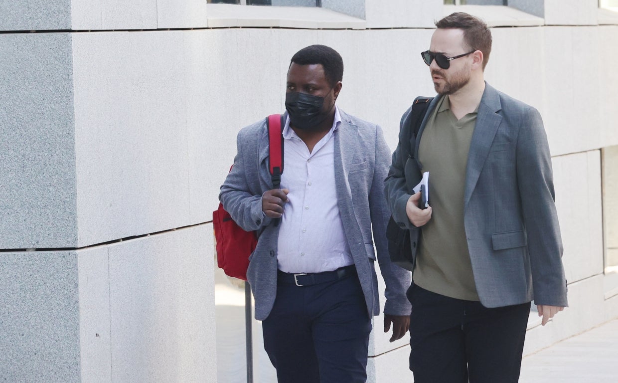 Samuel Koufie antes de su declaración en la Audiencia Nacional