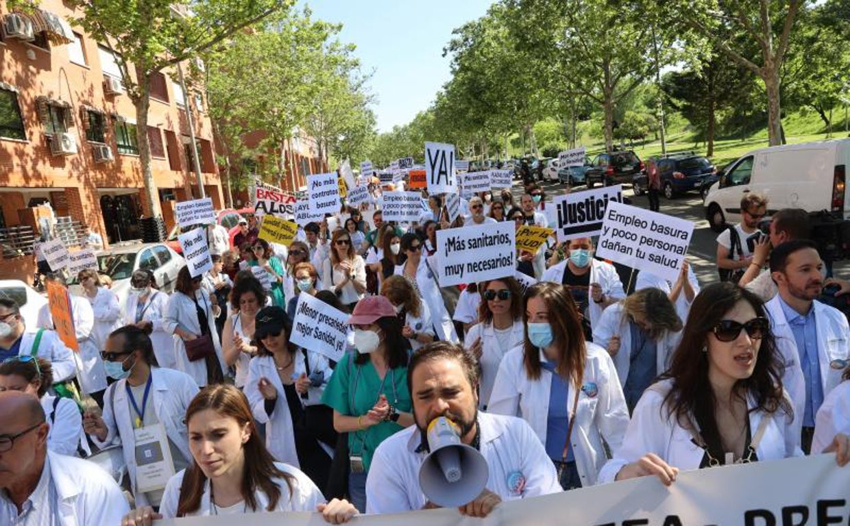 Manifestación de médicos frente a la Asamblea de Madrid el pasado mayo