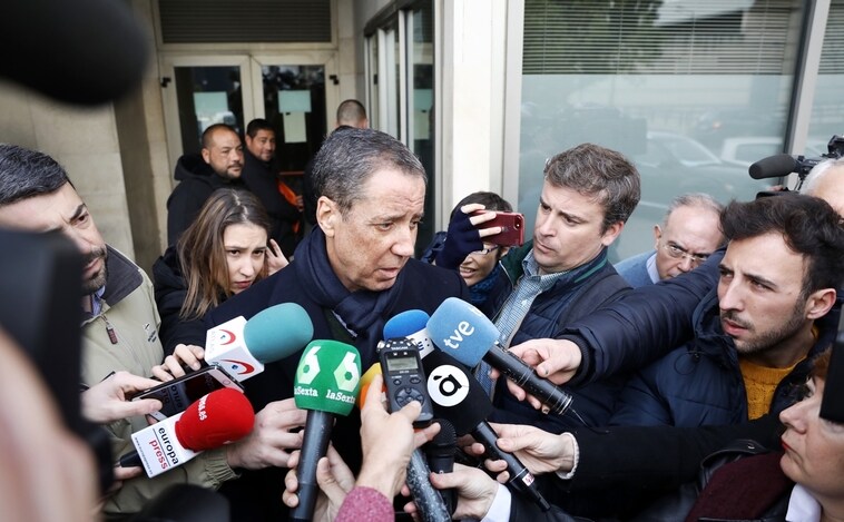 La Audiencia de Valencia deja a Zaplana a un paso del banquillo por el caso Erial