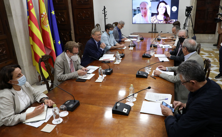 Vacuna Covid Valencia: la Generalitat adelanta la cuarta dosis para mayores de sesenta años ante el aumento de los contagios