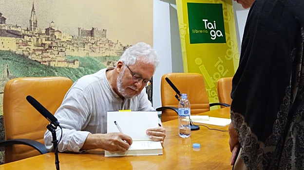 Héctor Abad Faciolince: «No soy creyente, pero siento nostalgia por las cosas que se acaban»