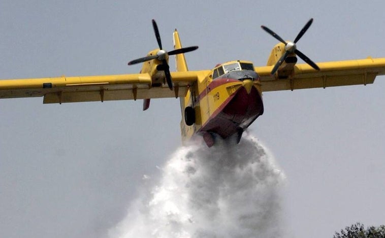 El operativo de búsqueda de la avioneta antiincendios desaparecida prioriza un área de 180 kilómetros cuadrados en Zamora