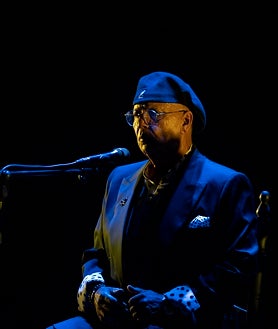 Imagen secundaria 2 - IiIiiiiIiiI iEspectáculo flamenco de El Pele en los Teatros del Canal de Madrid este pasado viernes
