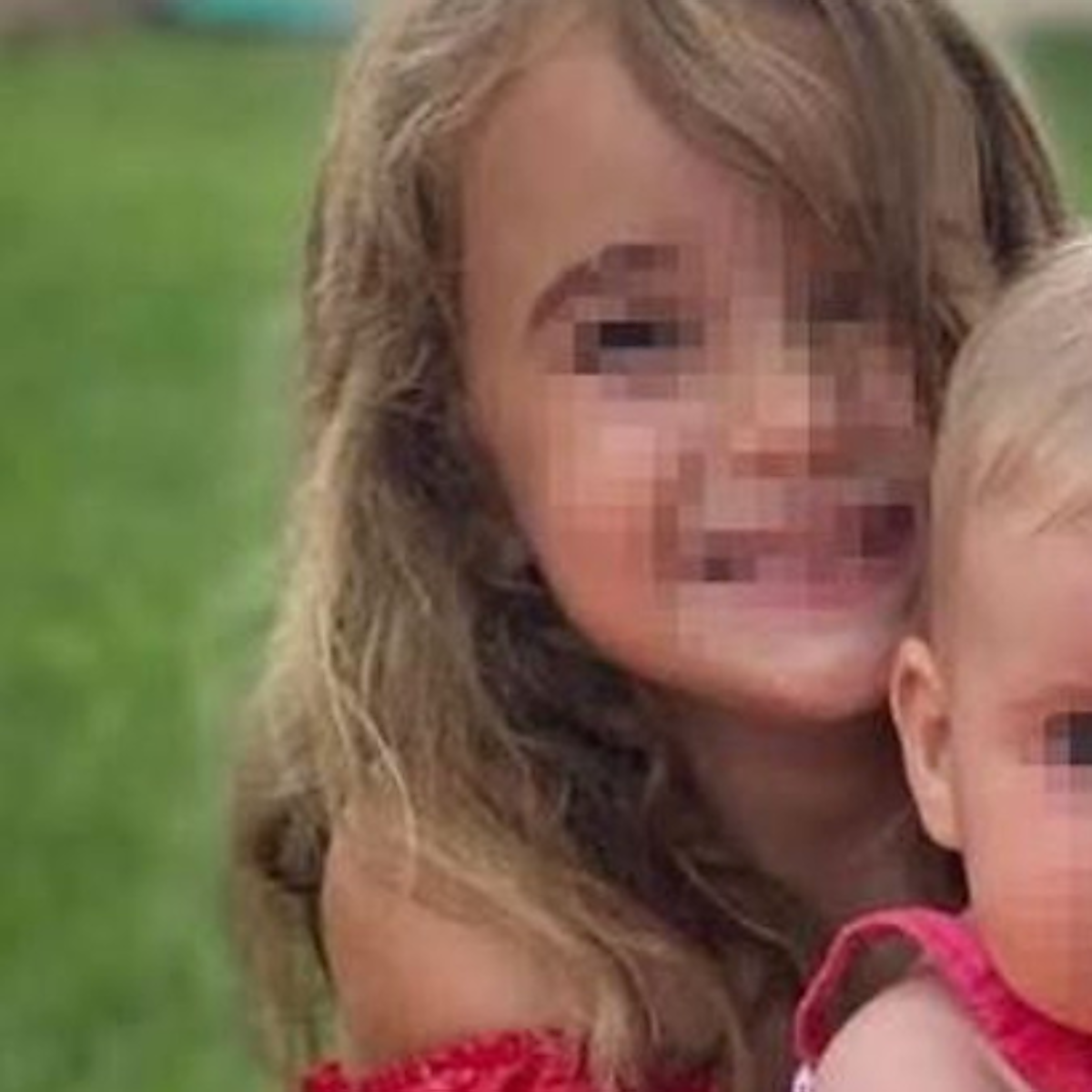 Secuestrados por sus padres, de Anna y Olivia a 25 y subiendo