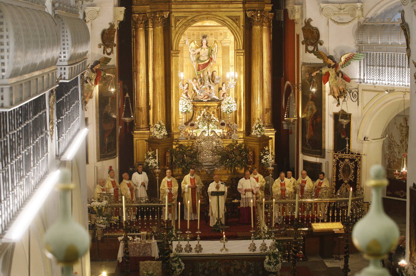 Día de San Rafael en Córdoba | La misa votiva, en imágenes
