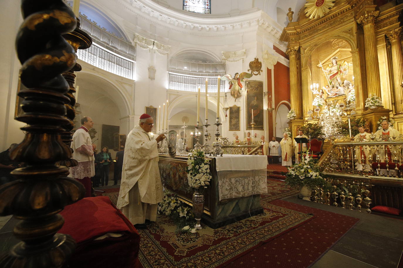 Día de San Rafael en Córdoba | La misa votiva, en imágenes