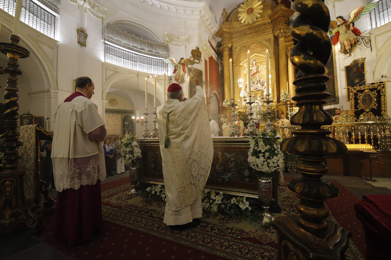 Día de San Rafael en Córdoba | La misa votiva, en imágenes