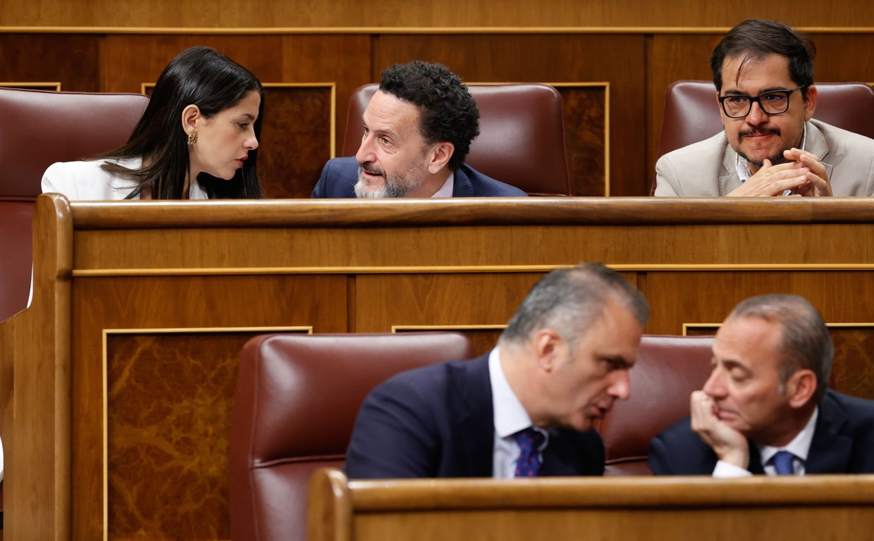 Imagen de archivo de las bancadas de Vox y Cs en el hemiciclo del Congreso