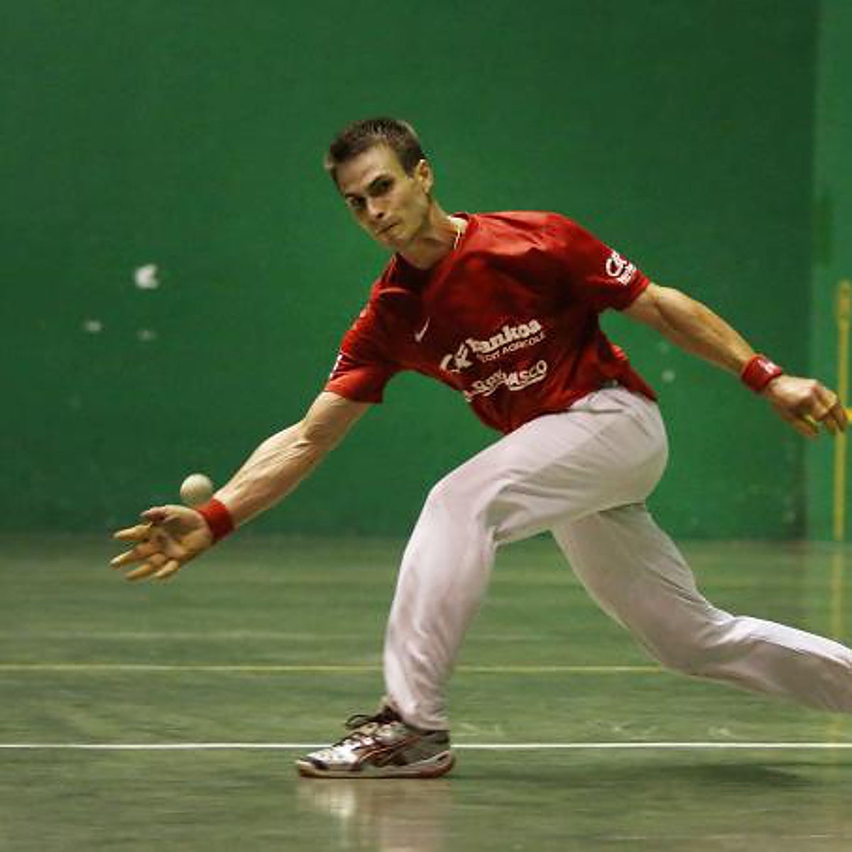 El PNV logra que el Gobierno autorice la oficialidad de las selecciones vascas de pelota y surf