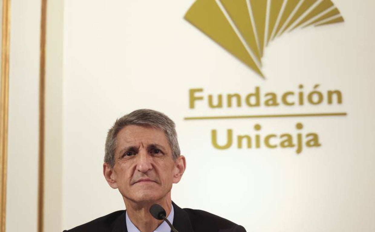 La Fundación Unicaja renueva drásticamente su patronato y dice adiós a la era Medel