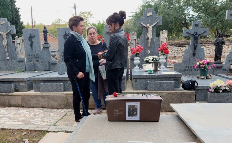 Los restos de Emiliano Cobo y Justo Palomino ya descansan junto a sus familias 82 años después