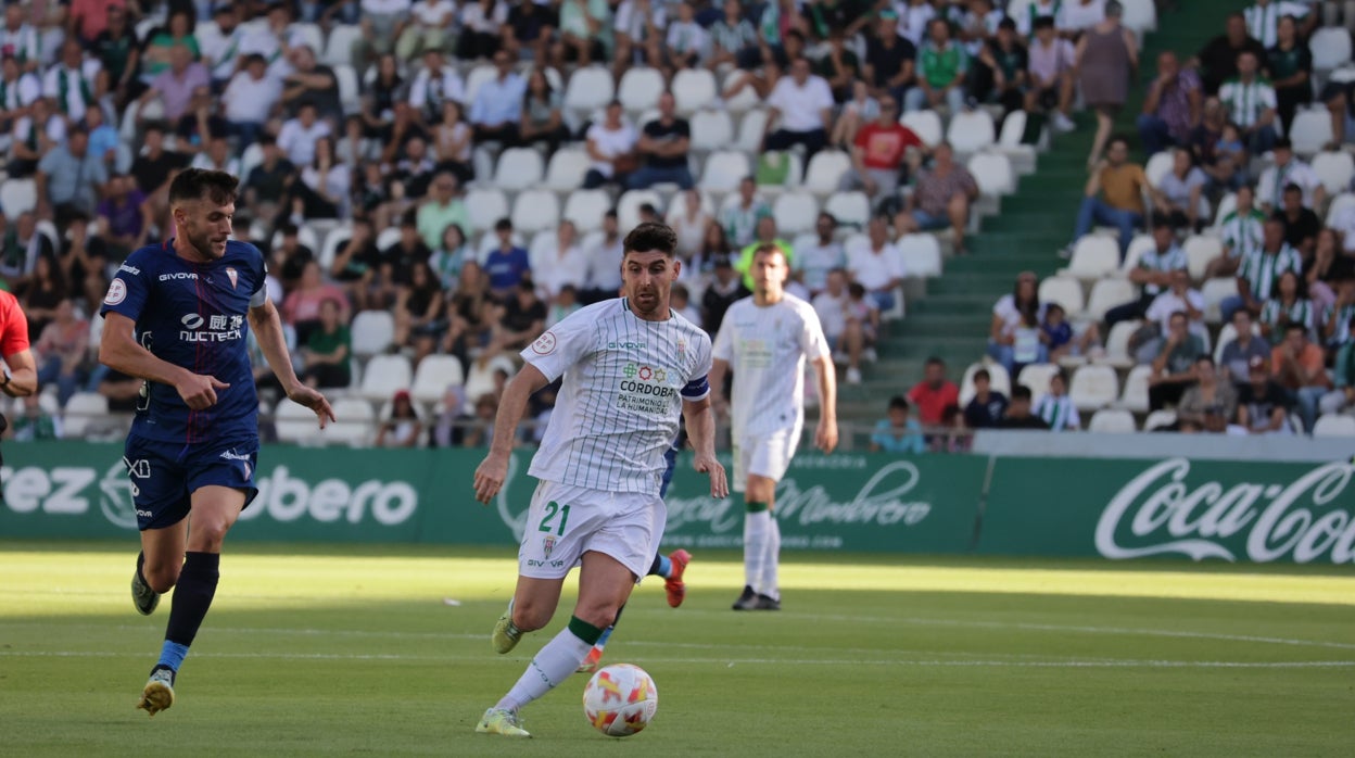 En directo Córdoba - Talavera | Fuentes hace el tercero y los blanquiverdes se llevan el encuentro (3-0)