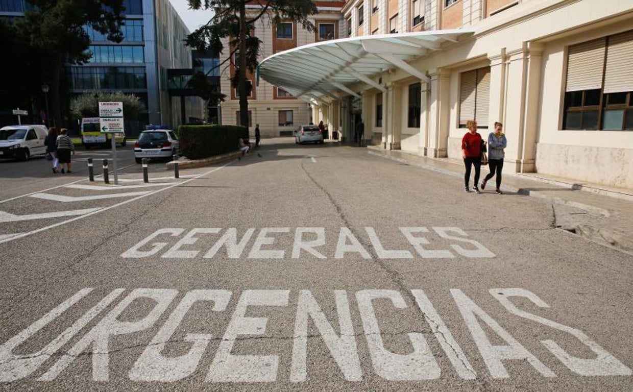 Acceso a Urgencias del Hospital General de Valencia.