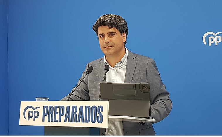 El PP lamenta la falta de previsión del Ayuntamiento que sigue sin retirar el arbolado deteriorado del cementerio