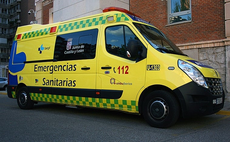 Un joven muerto y tres heridos al salirse de la vía el turismo en el que viajaban en Navalperal de Pinares (Ávila)