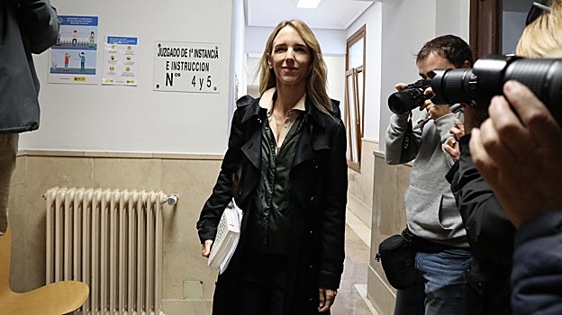 Cayetana Álvarez de Toledo, en el juzgado