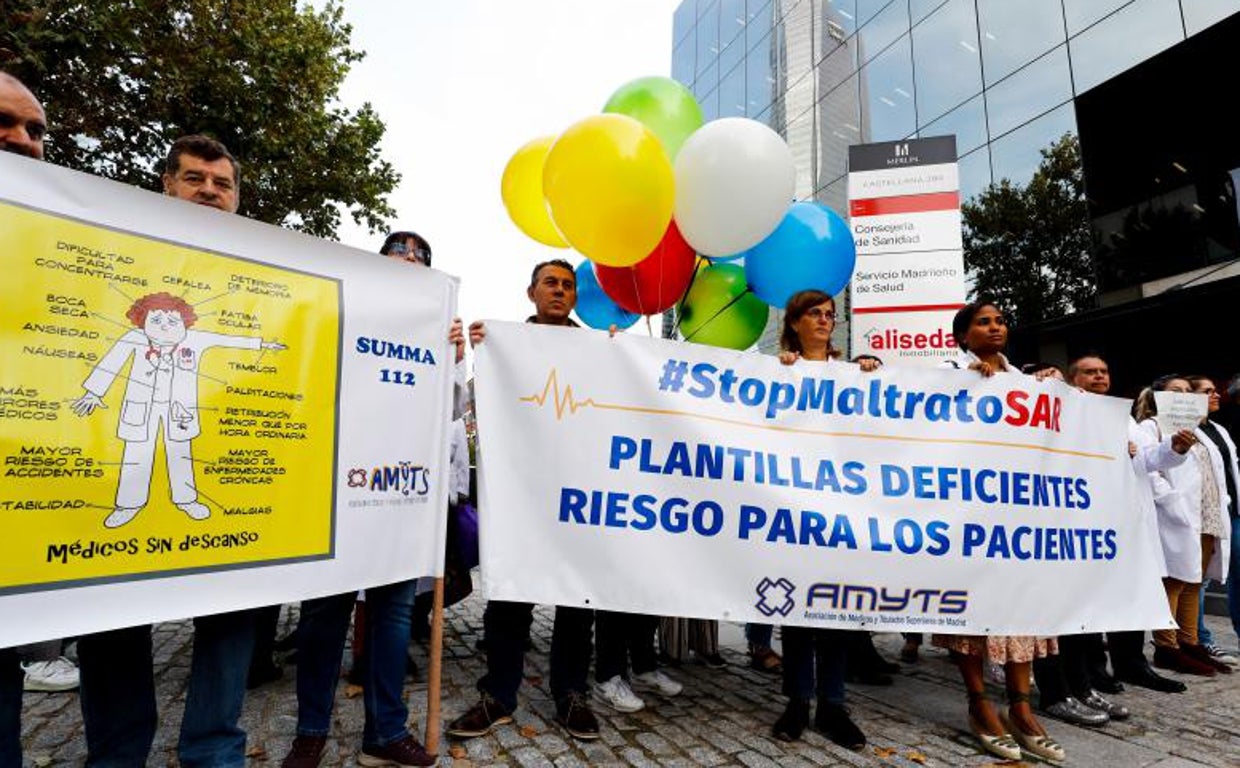 Protesta de médicos de urgencias en la capital
