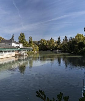 Imagen secundaria 2 - Arriba, estado de la mitad de la Casa de los Infantes. Abajo, los miembros de la sociedad civil. A la derecha, el Tajo por la zona noble de la ciudad