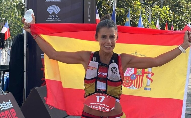Gemma Arenas lo ha vuelto a hacer: bronce en el Mundial de Ultra Trail Running y plata por equipos