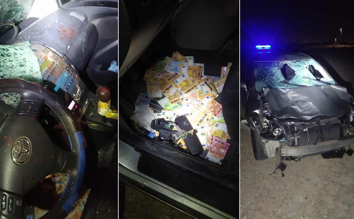 Interior del Toyota Corolla (a la derecha), con restos de sangre y unos 5.000 euros esparcidos debajo del asiento del conductor