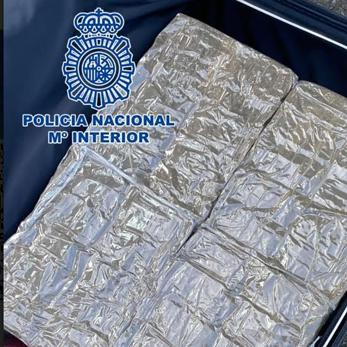 Detenido tras un accidente de tráfico mientras llevaba 30 kilos de droga en el maletero