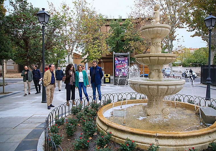 El barrio de Azucaica estrena plaza con una inversión de 250.000 euros