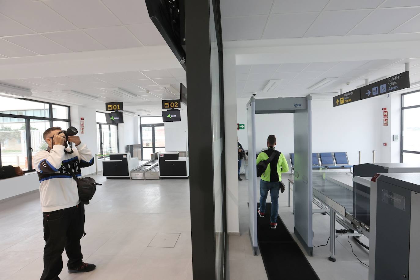 La renovada terminal del aeropuerto de Córdoba, en imágenes