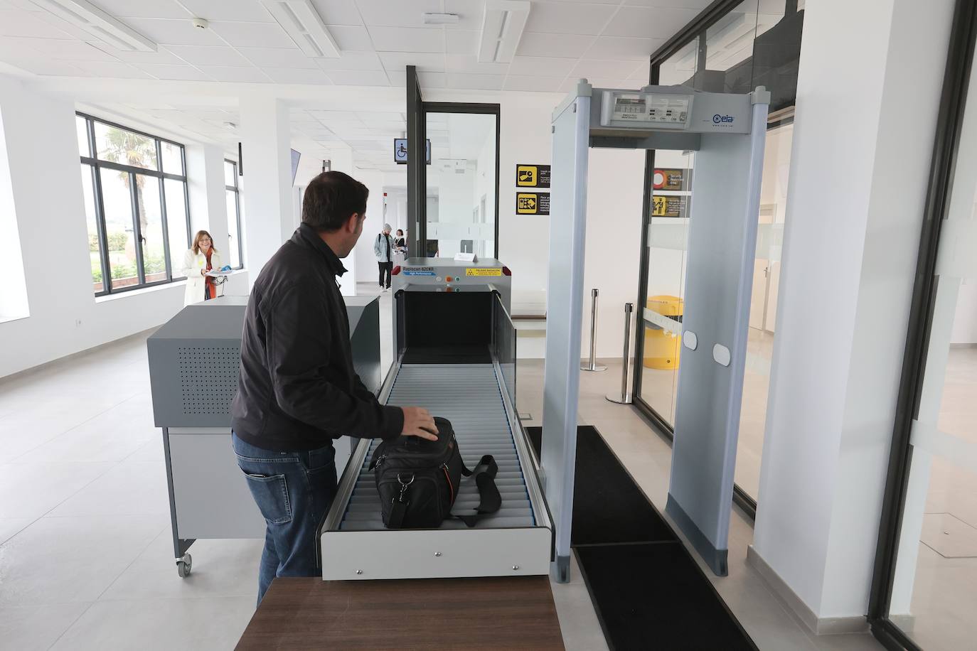 La renovada terminal del aeropuerto de Córdoba, en imágenes