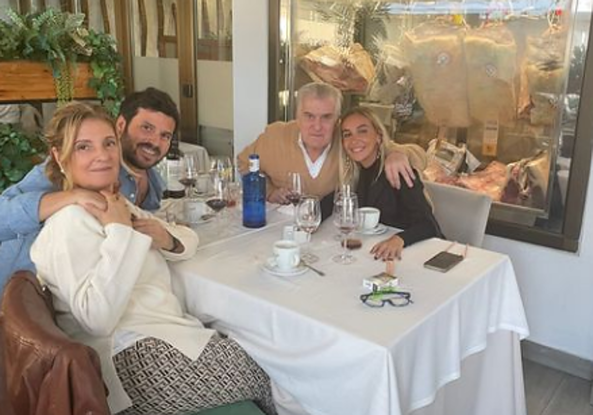 La familia Bárcenas, de cena