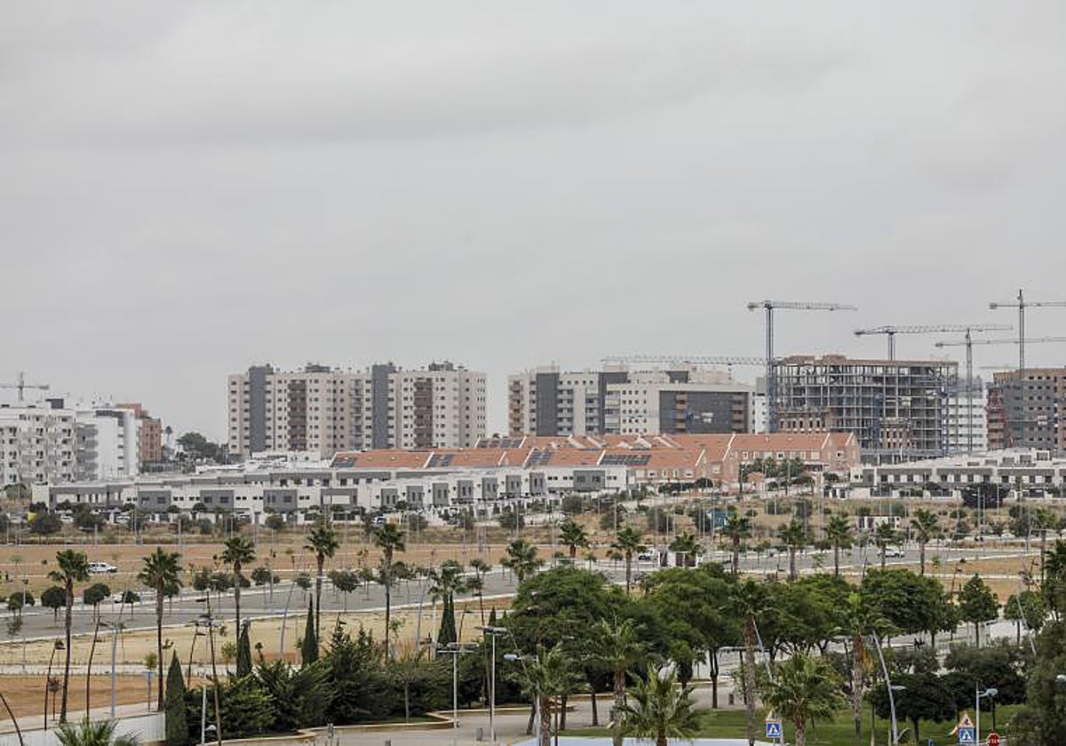 La vivienda es el sector donde más ha crecido la colaboración entre la Junta y las empresas privadas