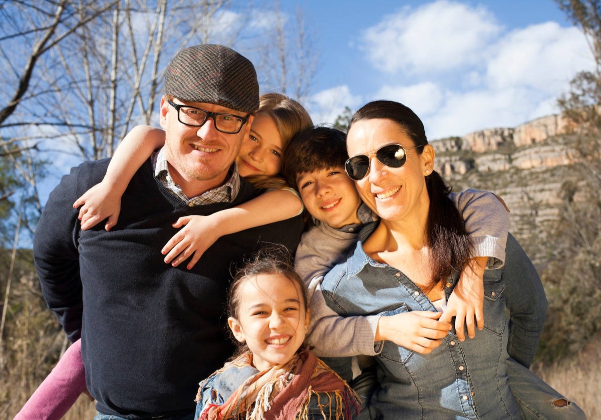 Las familias numerosas pueden acogerse a diversas ayudas y exenciones